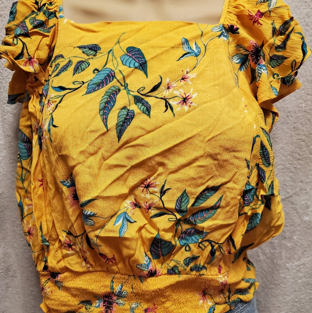 Floral top
